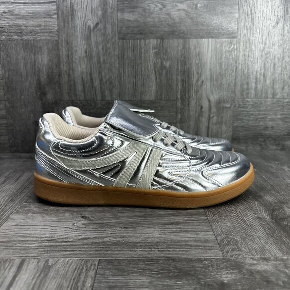 Steve Madden Madrid Women's size 7.5 Metallic Gum Bottom Shoes - Picture 1 of 8